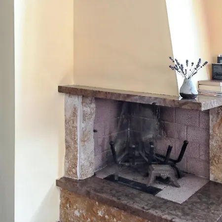 Charming House In With Shared Pool * Ramazzano - Le Pulci