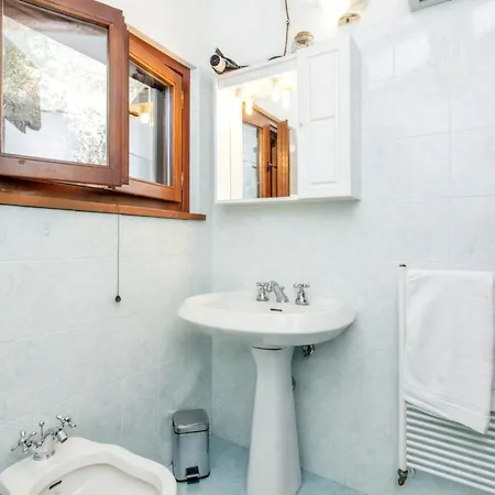 Vakantiehuis Charming House In With Shared Pool Ramazzano - Le Pulci