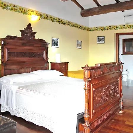 Charming House In With Shared Pool Semesterbostad Ramazzano - Le Pulci