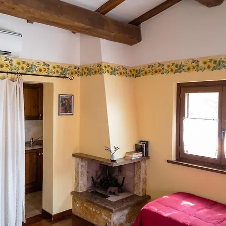 Charming House In With Shared Pool