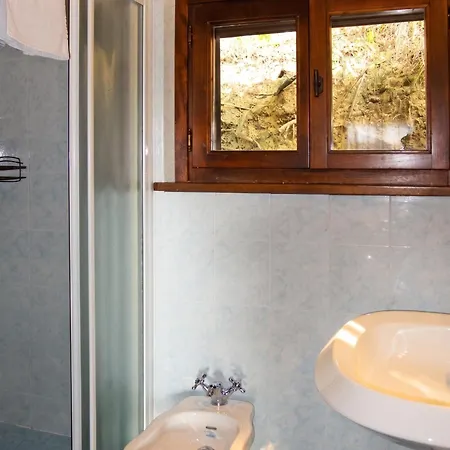 Semesterbostad Charming House In With Shared Pool
